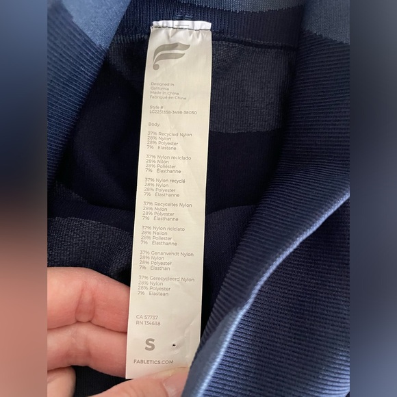 Fabletics Seamless Fusion Compression  Leggings, Blue on Blue Print. - Picture 4 of 4